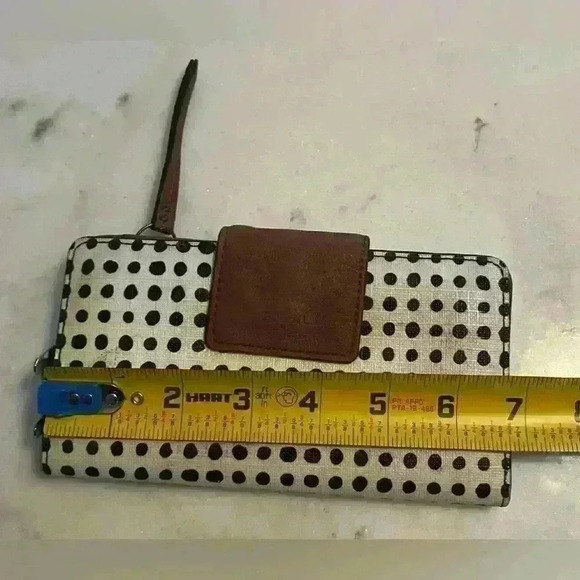 Fossil Polk Dot Color Block Cow Hide Leather Snap Button Closure Back Zip Wallet - Picture 8 of 8